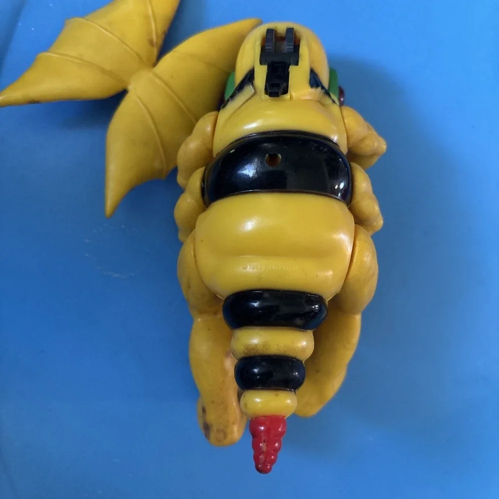 Galoob 1983 Blackstar Meuton The Wasp  With Wings Working Eyes!